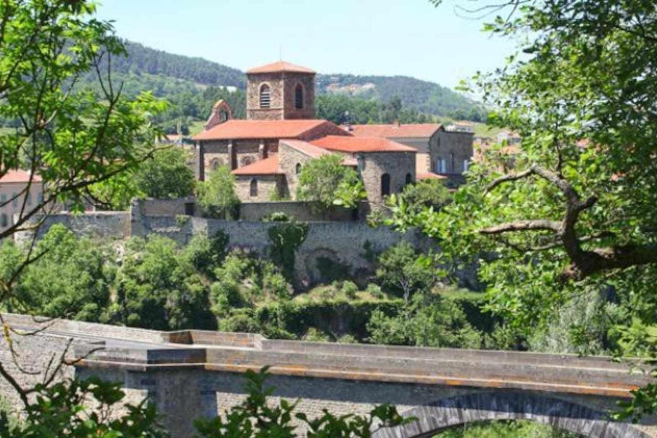 فيلا Joli Petit T2 Calme Au Bord De Leau Vieille-Brioude المظهر الخارجي الصورة